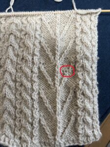 編み間違いしたマフラー