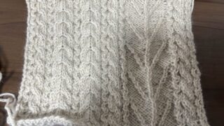 同じところまで編みなおしたマフラー