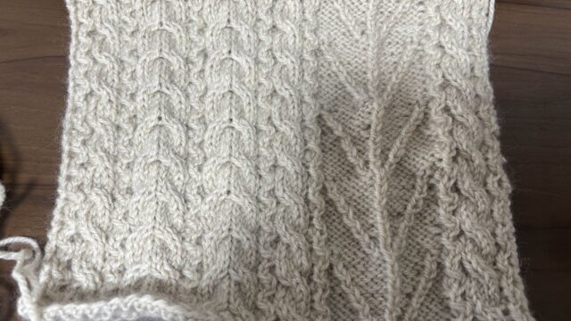 同じところまで編みなおしたマフラー